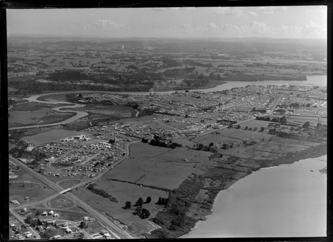 Te Atatu, Manukau City