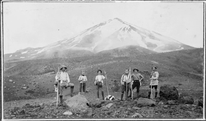 Group of climbers on Te Heuheu Peak, Mount Ruapehu, New Zealand