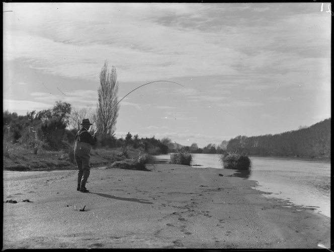 Trout fishing, Grace's Reach, Tongariro River