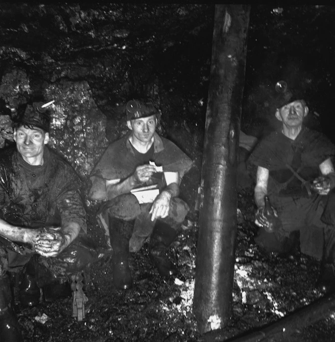 Coal miners taking a break, Stockton, Buller district
