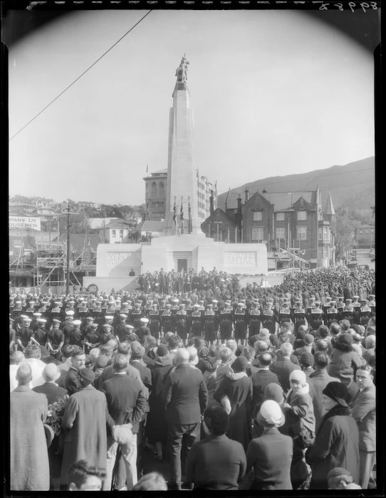 Anzac Day ceremony at the Wellington Cenotaph