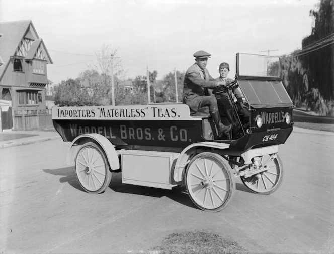 Walker electric truck used by Wardell Brothers & Co