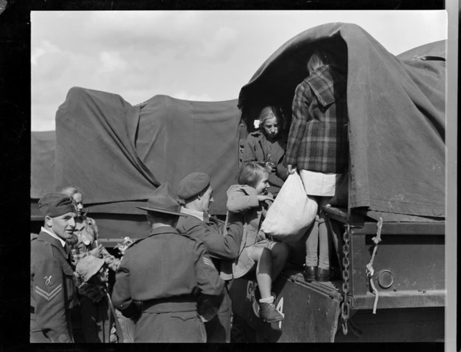 Polish refugee children enroute to camps at Pahiatua