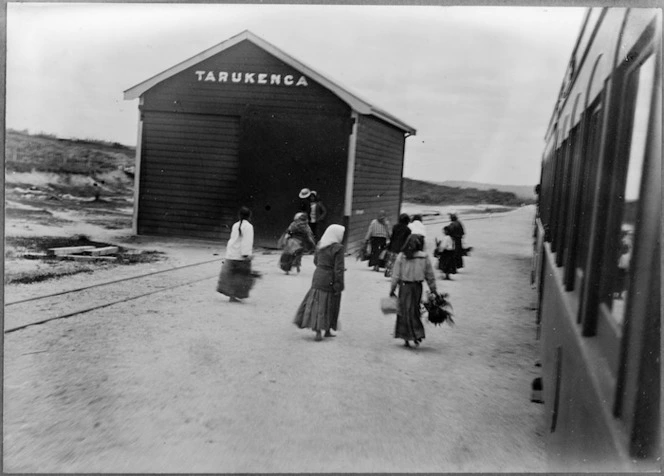 Group at Tarukenga railway station