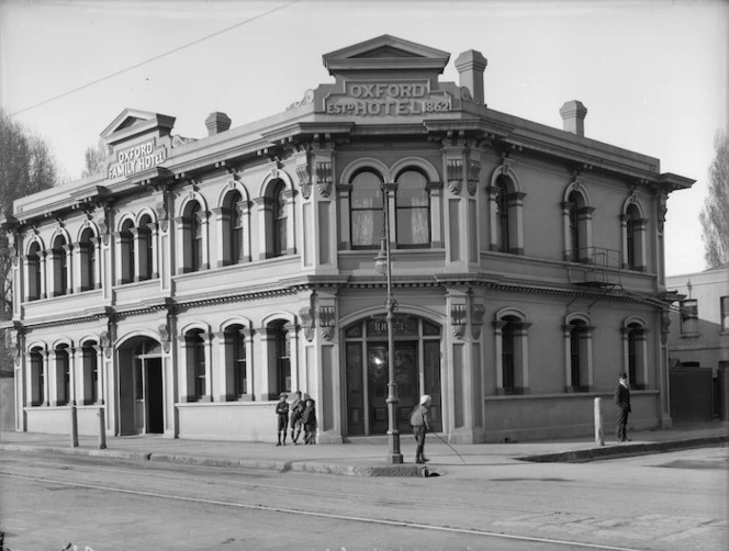 Oxford Family Hotel, 264 Victoria Street, Christchurch