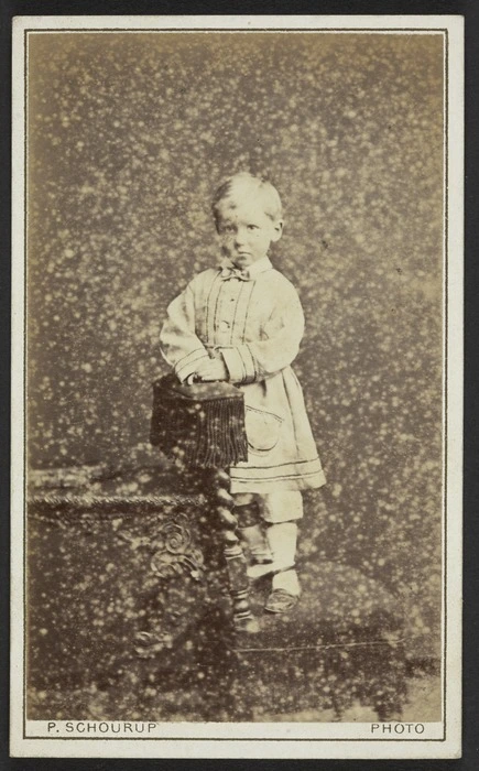 Schourup, Peter, 1837-1887: Portrait of unidentified child