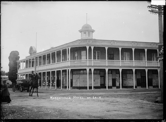 Morrinsville Hotel, ca 1916