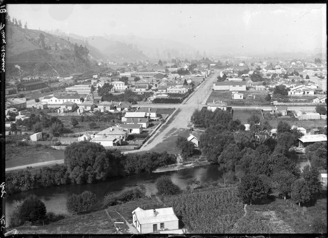 Part 1 of a 2 part panorama of Taumarunui