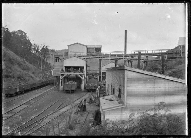 Loading bins. Mount Massey, Waipa Coal Company