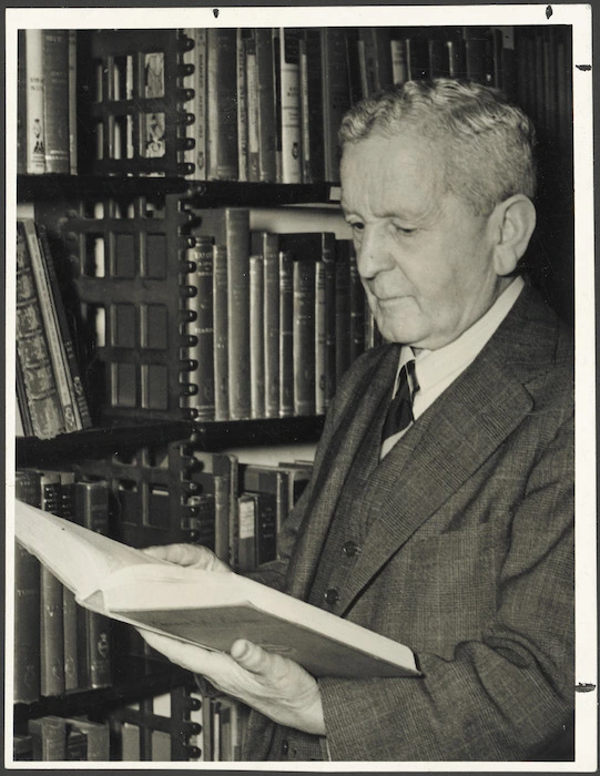 Guy Hardy Scholefield, Parliamentary Library, Wellington