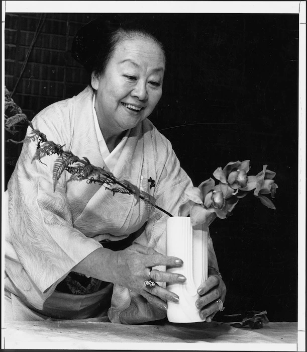 Madame Noriko Ohno, President of the International Ikebana Academy - Photographed by John Nicholson