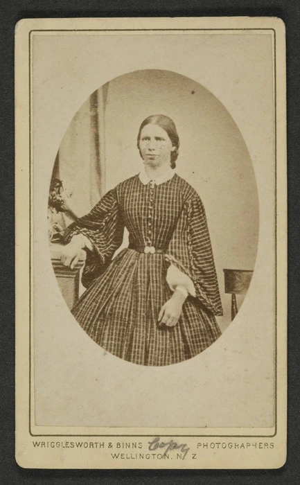 Wrigglesworth & Binns (Wellington) fl 1874-1900 :Portrait of unidentified woman