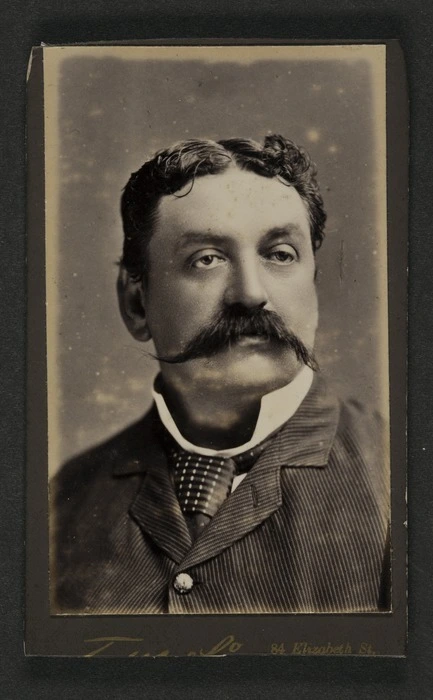 Photographer unknown: Portrait of Victor von Schönberger