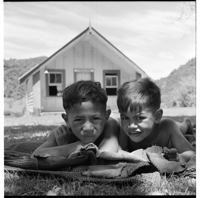 Scenes of rural life along the Whanganui River, Pipiriki