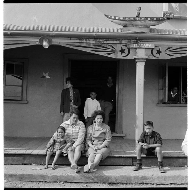 Ratana Pa - Ratana museum, dining hall and church office on marae