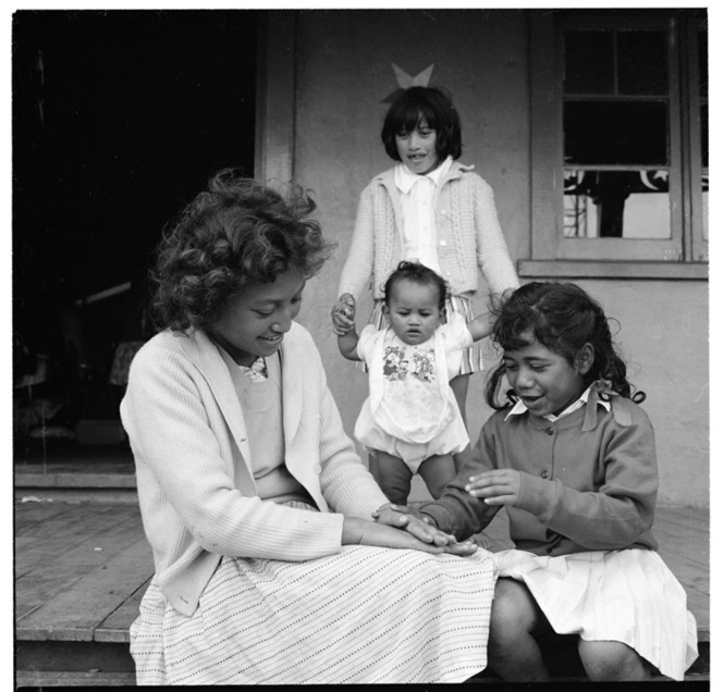 Ratana Pa - Around the dining hall