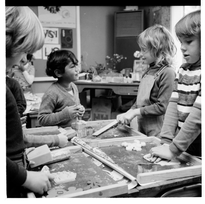 Primary school children in a classroom at Thorndon Primary School