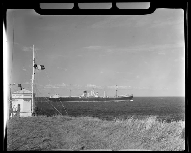 Shipping in Bluff area, Southland