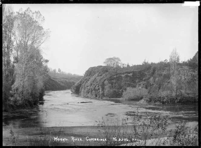 Waikato River at Cambridge, circa 1910s