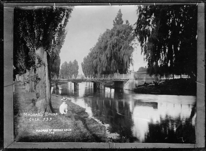 Madras Street Bridge across the Avon River, Christchurch