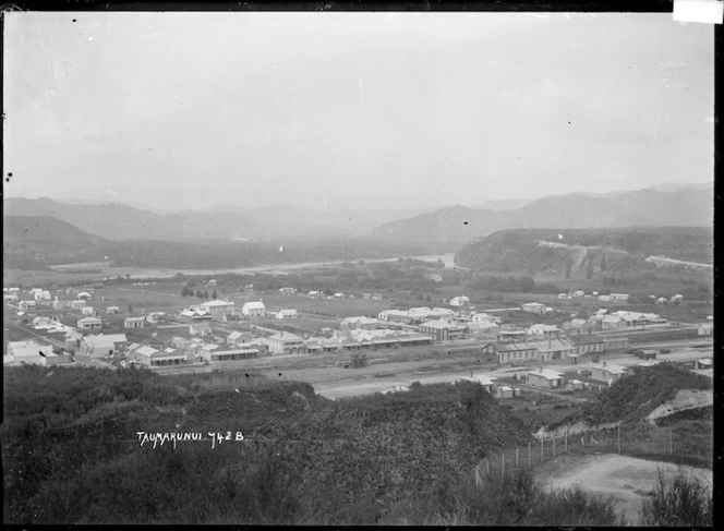 General view looking over Taumarunui