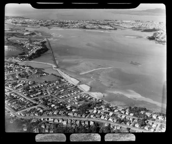 Toll plaza, Northcote approach of Auckland Harbour Bridge