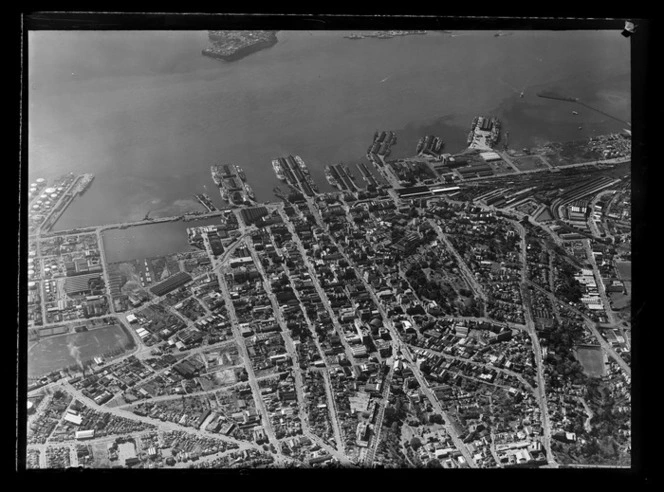 Auckland City, looking north