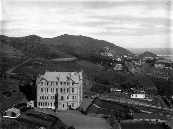 Part 1 of a 3 part panorama of Island Bay, showing Erskine College