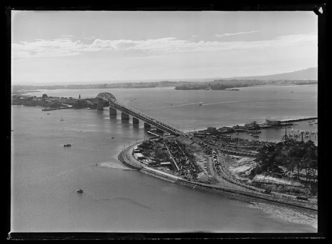 Auckland Harbour Bridge parade