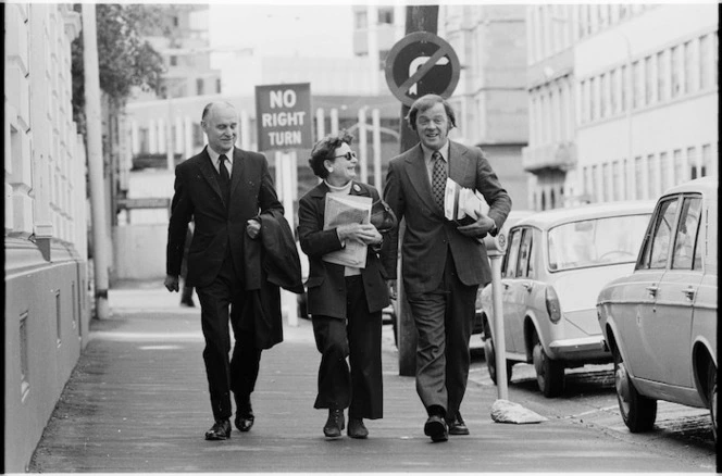 Bill Sutch with his wife Shirley Smith and his counsel Mr Bungay, arriving at the Wellington Magistrate's Court