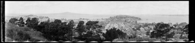 Auckland Harbour with Devonport in foreground