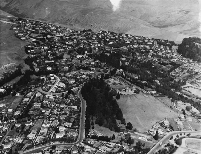 Weigel, William George, 1890-1980 : Aerial view of the suburb of Cashmere, Christchurch