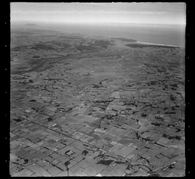 Area south of Waiuku, including mouth of Waikato River, south Auckland