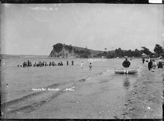 Bathers at Arkles Bay, Auckland