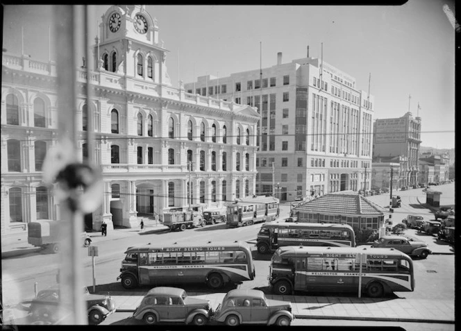 Customhouse Quay, Wellington