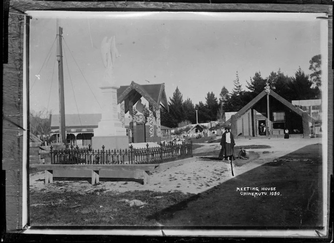 Grave of Petera Te Pukuatua at Ohinemutu