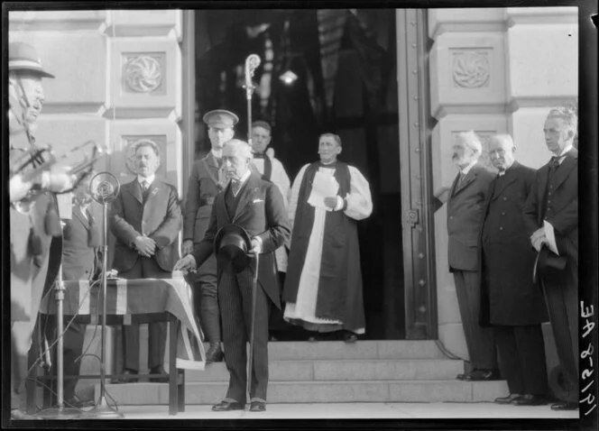 Opening of the Carillon, Wellington, on Anzac Day