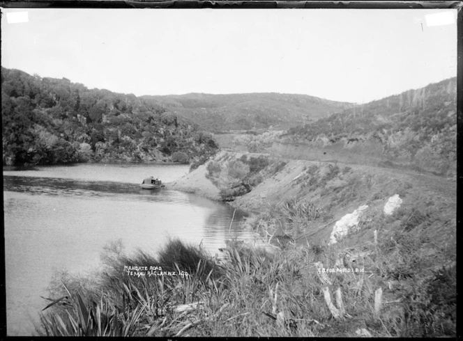Mangate Road, Te Akau, near Raglan, 1910 - Photograph taken by Gilmour Brothers