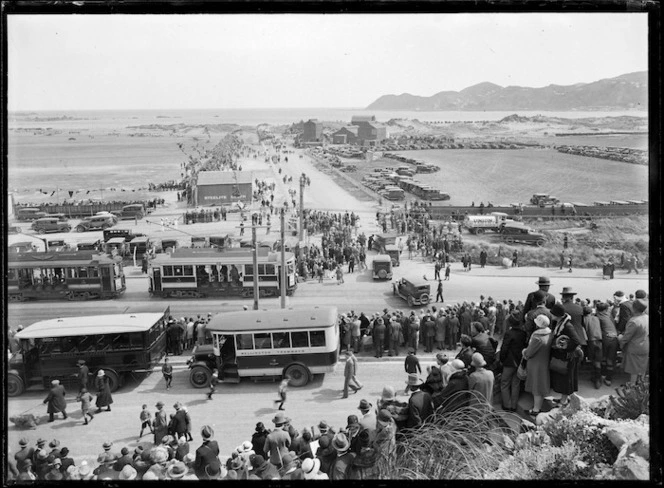 Opening of Wellington Airport, Rongotai