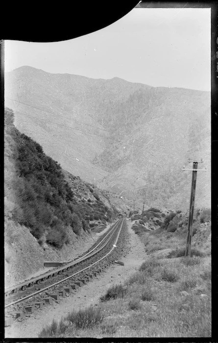 Railway track leading up the Rimutaka Incline