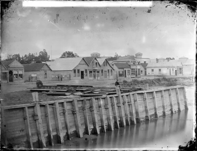 Taupo Quay in foreground, Rutland Stockade in back, Wanganui