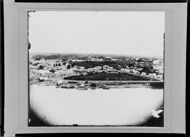 View of Moutoa Gardens and the Court House, Wanganui, from Durie Hill. The Rutland Stockade is in the distance