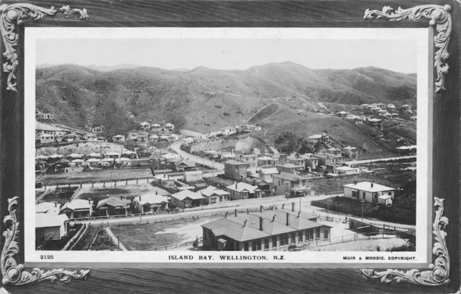 Island Bay, Wellington - Photograph taken by Muir and Moodie