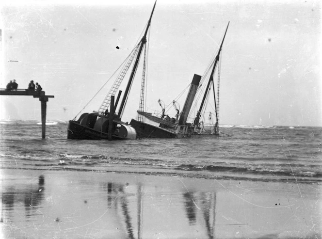 Ship Charles Edward, wrecked at Castlecliff, Wanganui