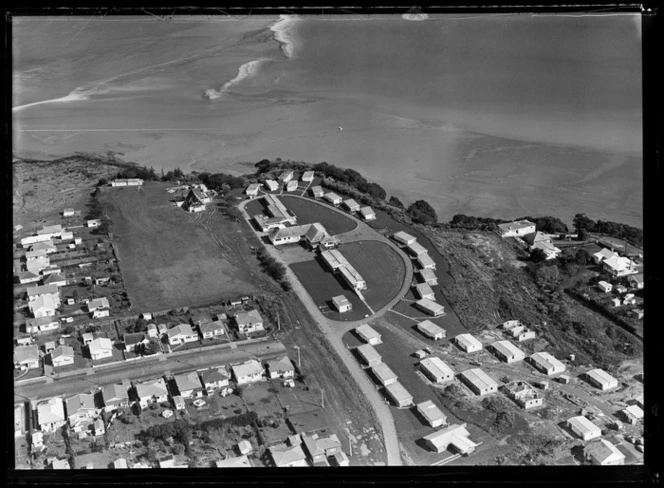 Selwyn Village, Point Chevalier, Auckland