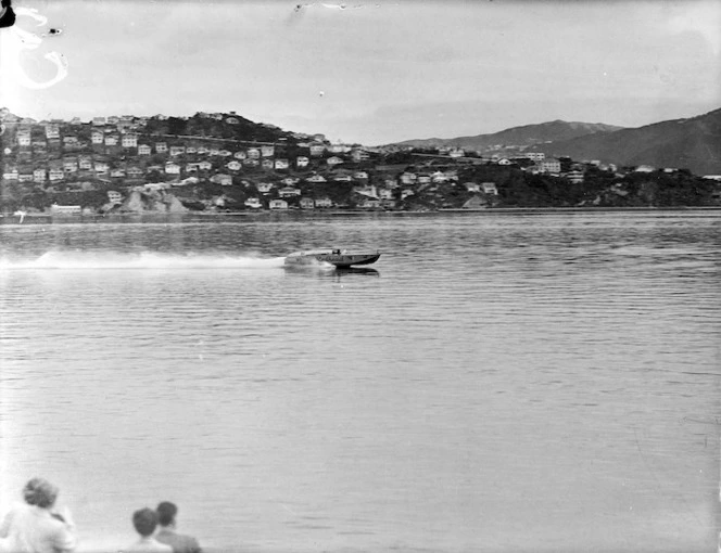 The speed boat "Redhead" on Evans Bay