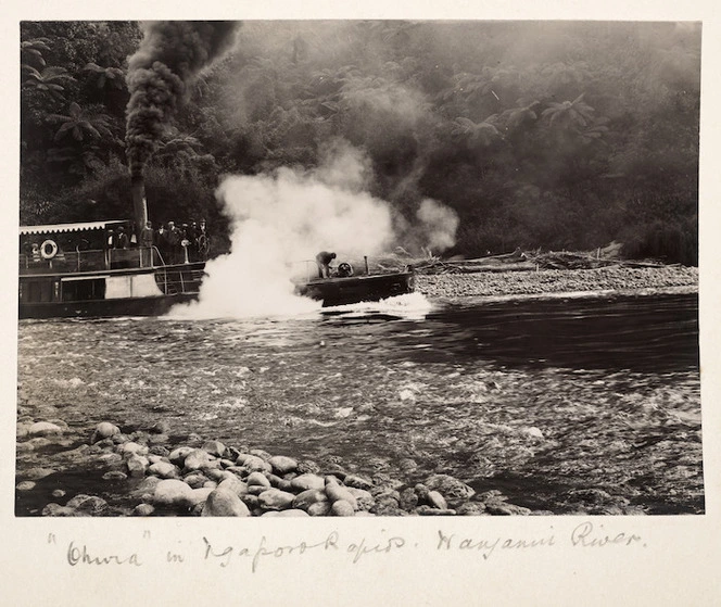 River steamer "Ohura" on the Whanganui River - Photograph taken by Thomas Pringle