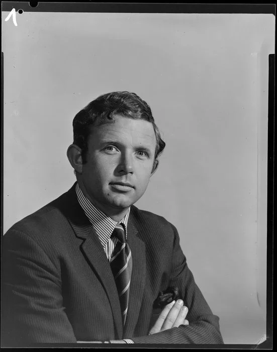 G. Hugh Sumpter & Associates, Dick Dundas Portrait