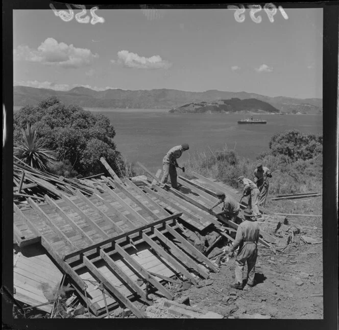 Demolition of old fort Buckley, above Ngaio Gorge, Wellington