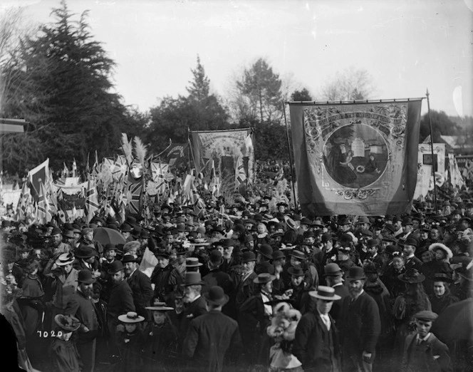 Jubilee celebration crowd at Bridge Street, Nelson